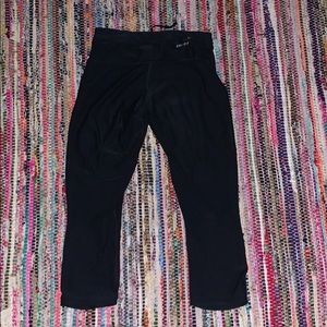 Black cropped leggings from Nike